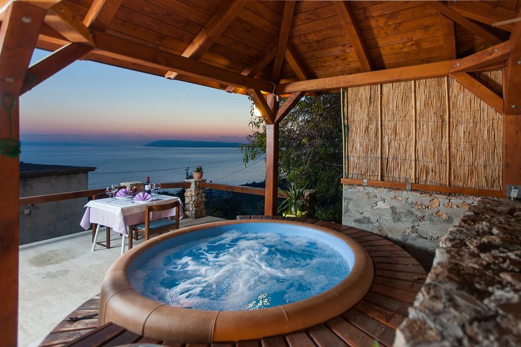 Villa Lora Tučepi Buitenkant foto