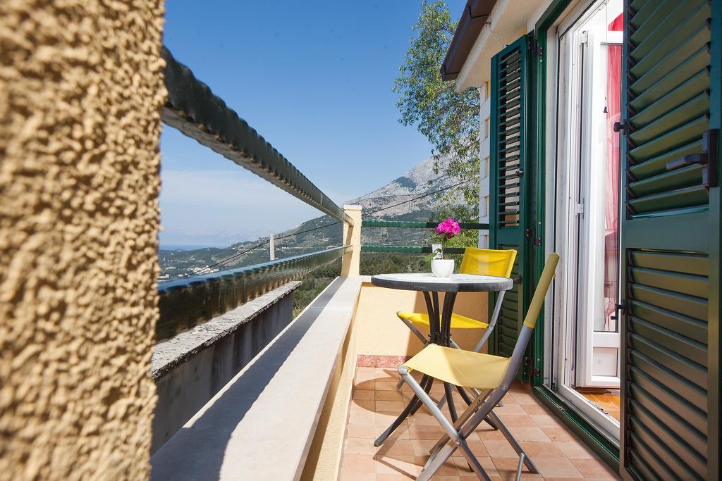 Villa Lora Tučepi Buitenkant foto